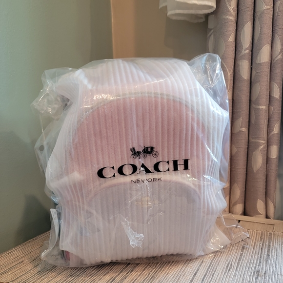 Coach Court Backpack in Colorblock - Picture 3 of 12